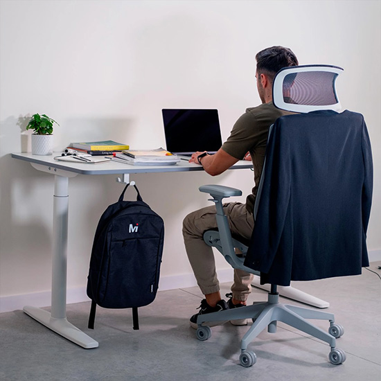 42-TONA01_Mesa-Elevable-Tona_02